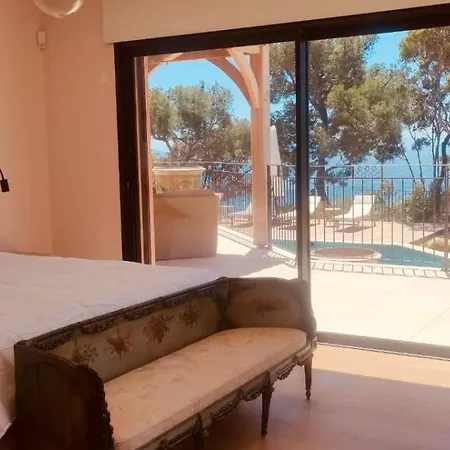 De Luxe Domaine Du Cap
