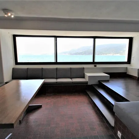 De Luxe Domaine Du Cap Villa