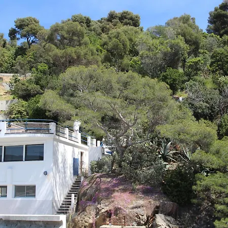 De Luxe Domaine Du Cap